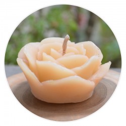100% Pure Beeswax Floating Rose Shaped Candle – Medium Shaped