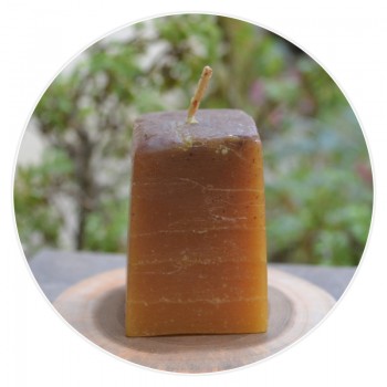 100% Pure Beeswax Square Shaped Candle – with Cinnamon Flavour